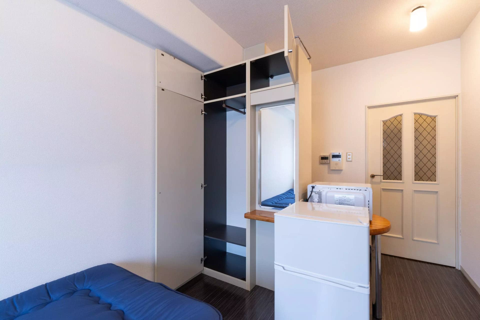 Room image 13