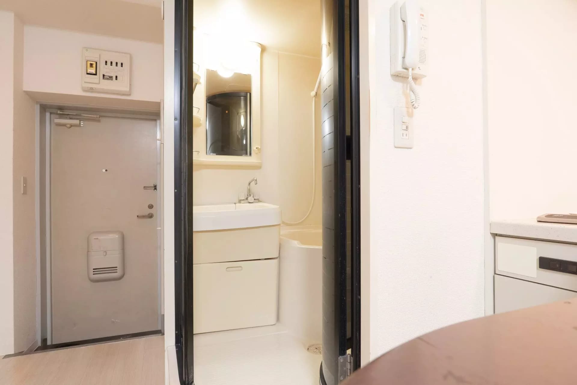 Room image 15
