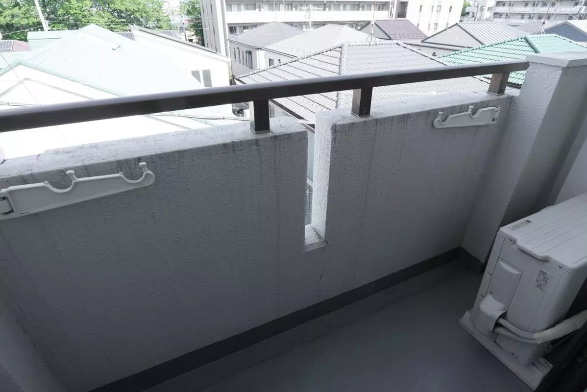 Room image 13
