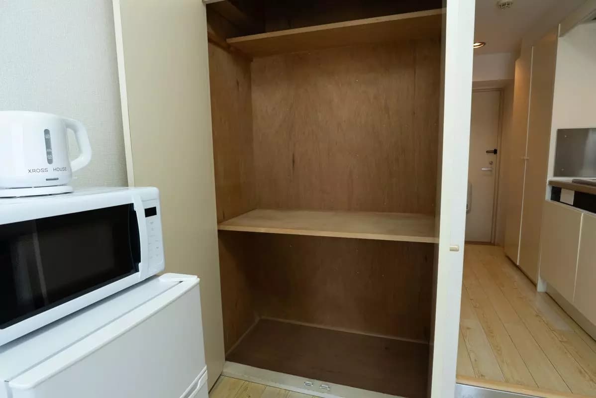 Room image 8