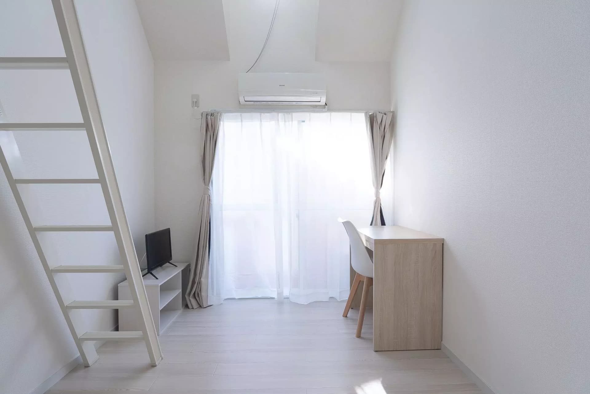 Room Image 17000963