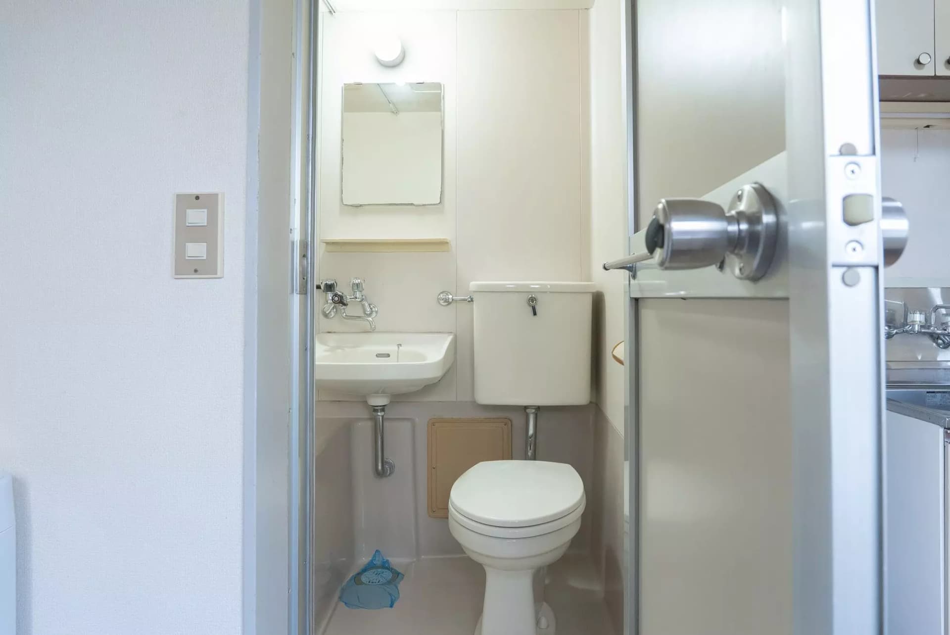 Room image 10