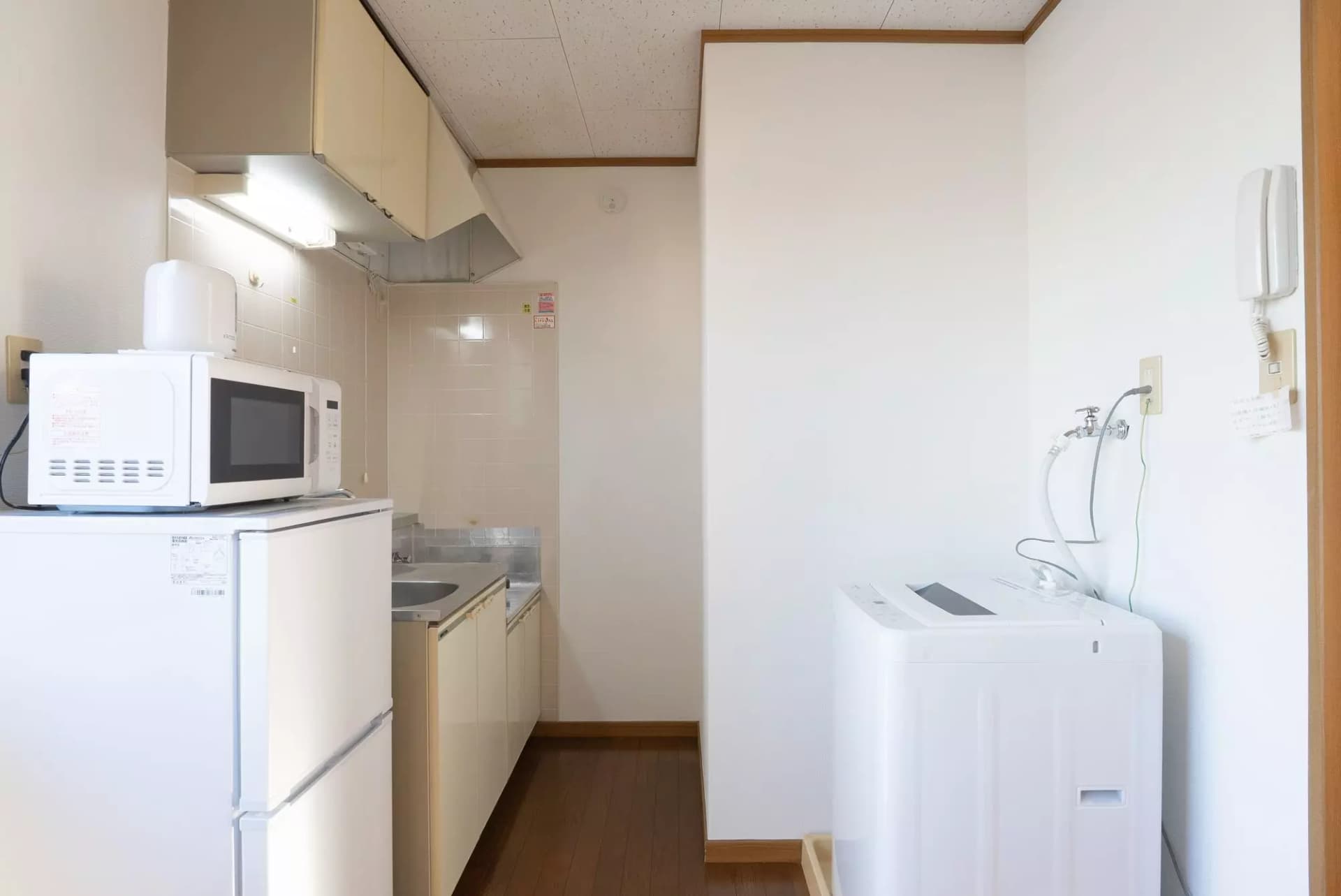 Room image 13
