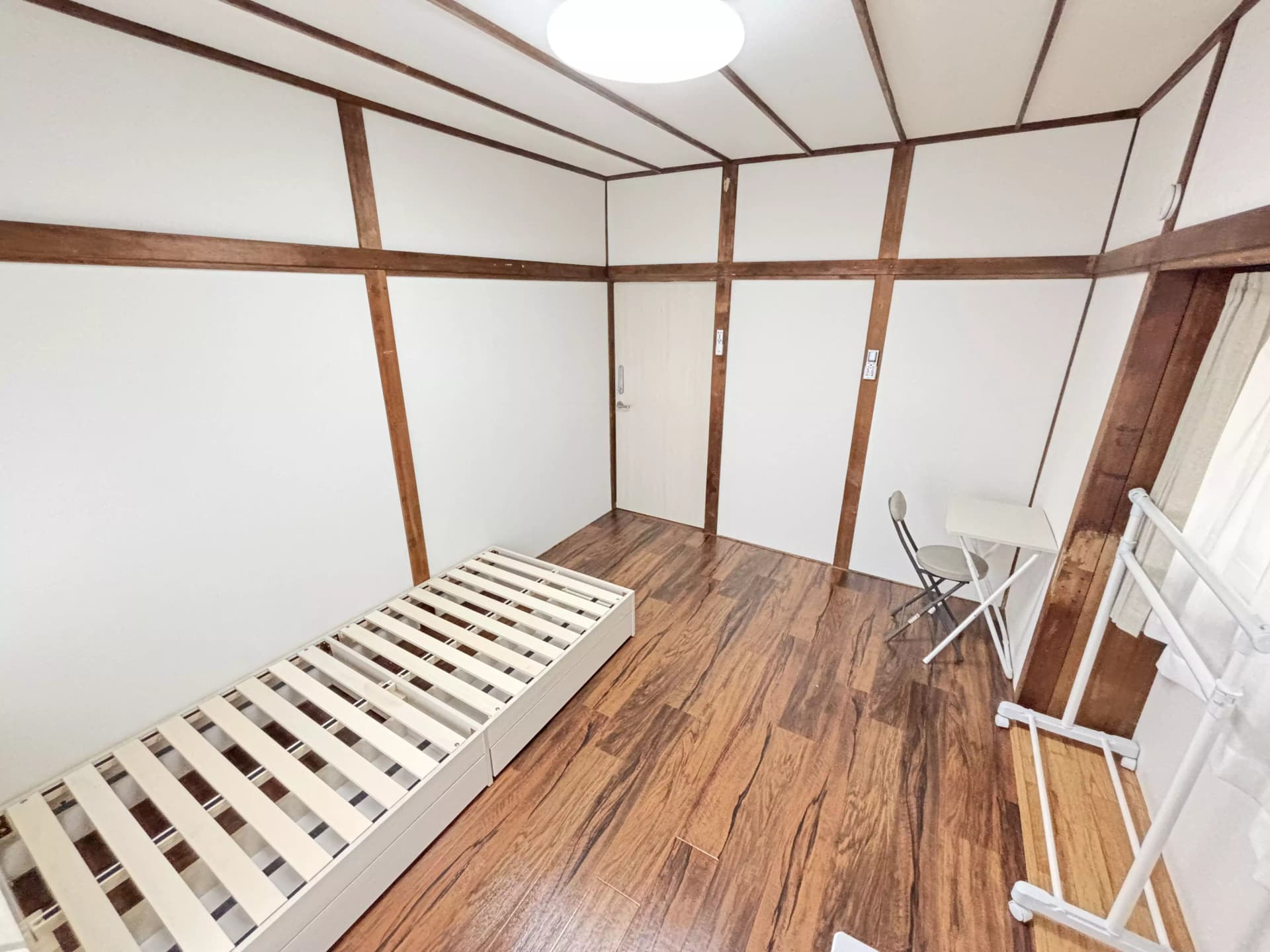 Room image 13