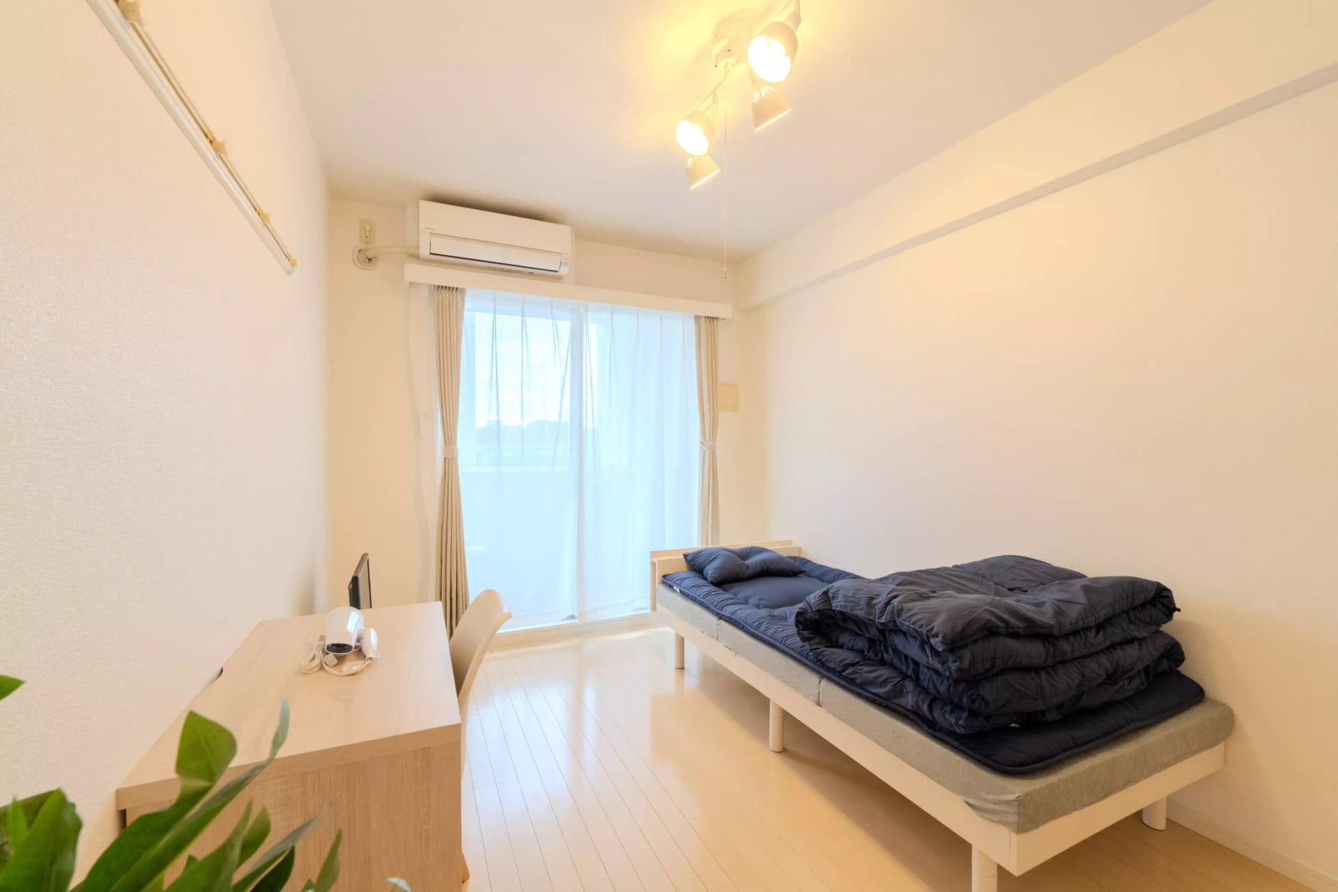 Room image 11