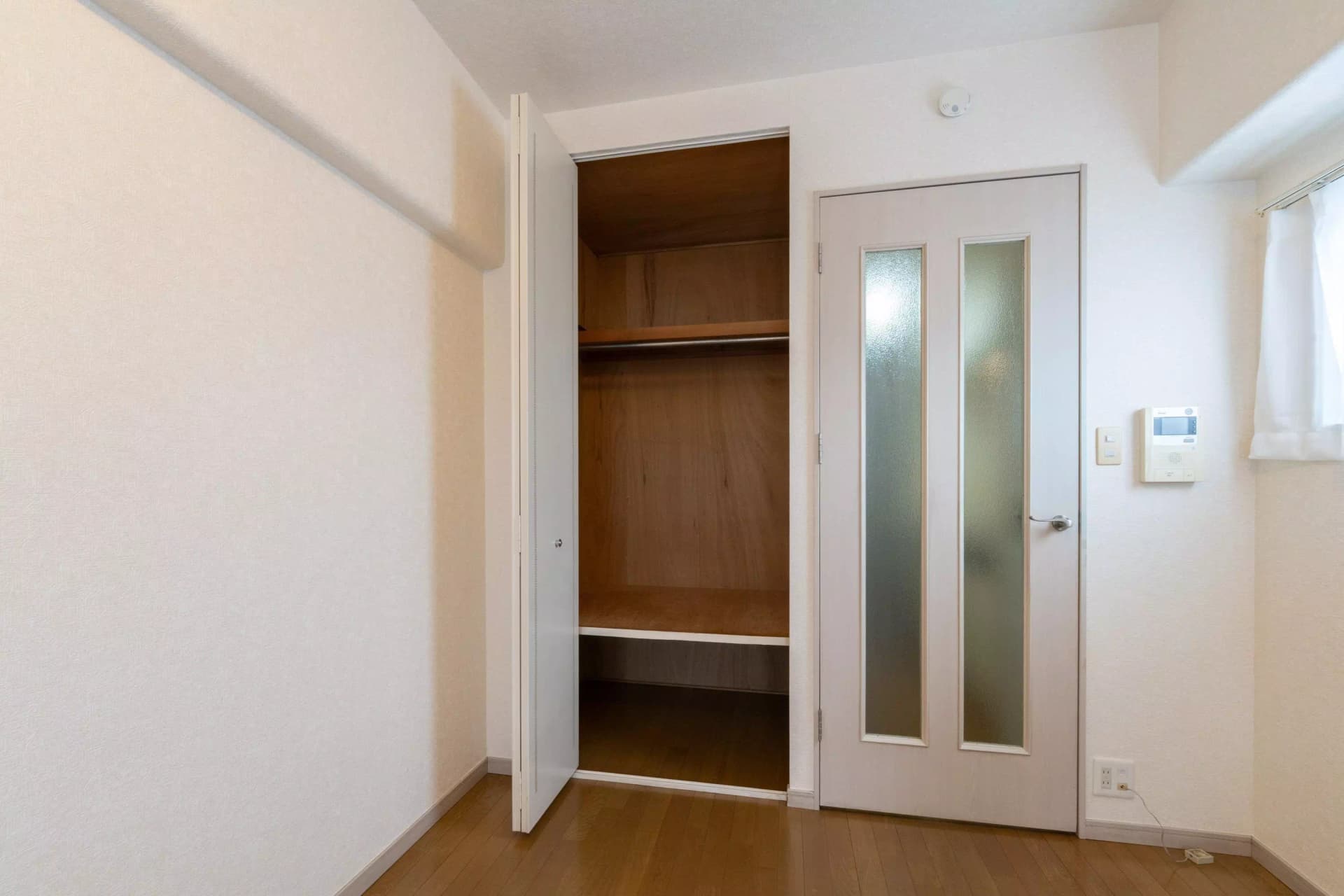 Room image 14