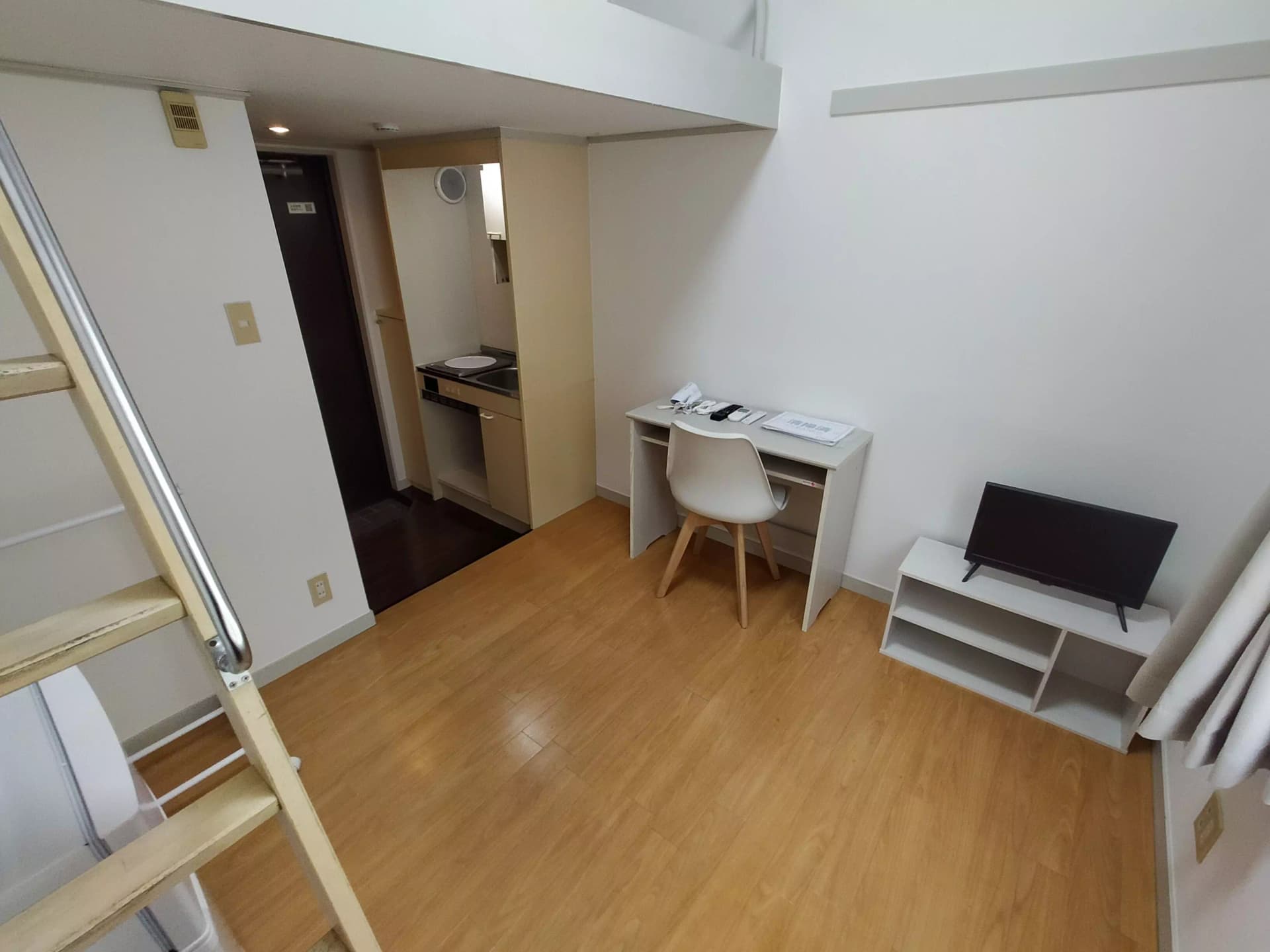 Room Image 17001004