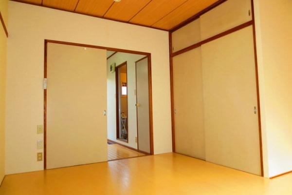 Room image 12
