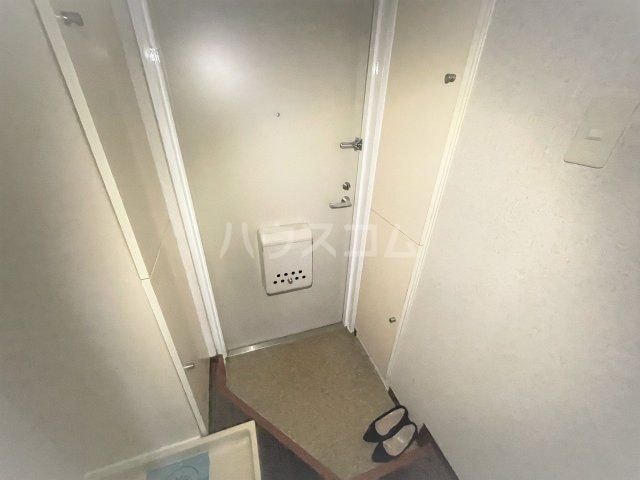 Room image 11