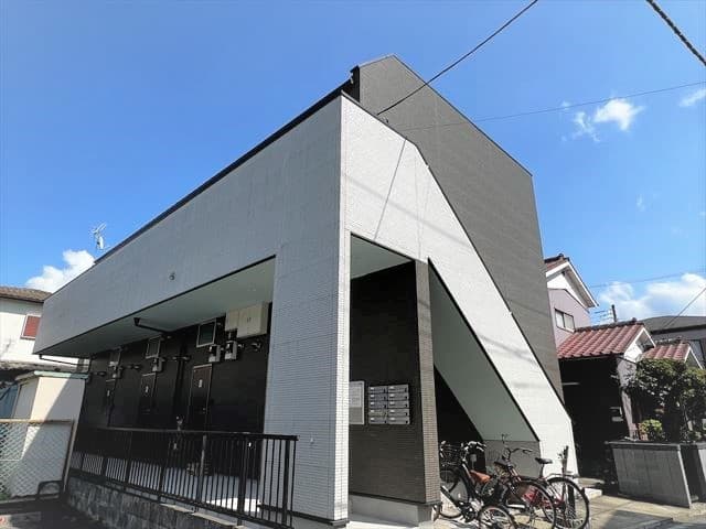 Main Image