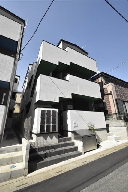 Main Image