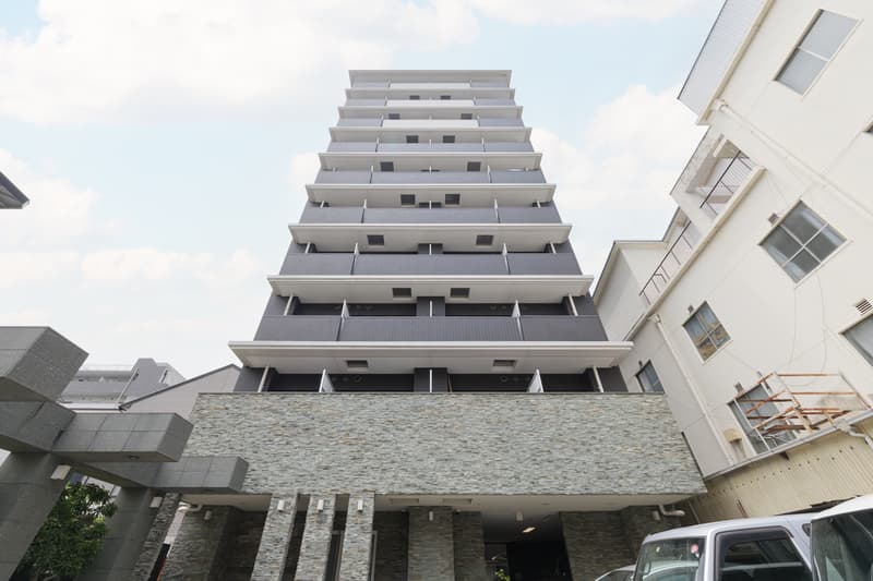 Main Image