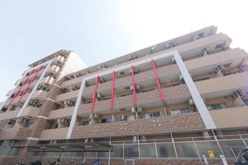 Main Image