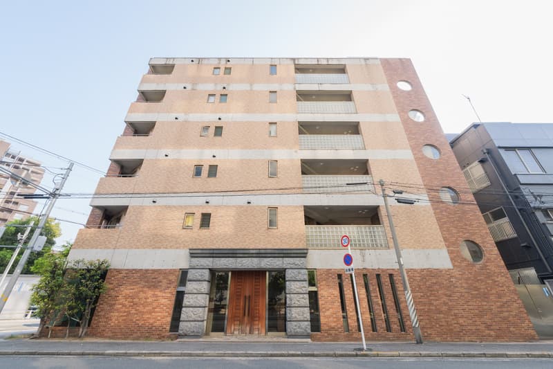 Main Image