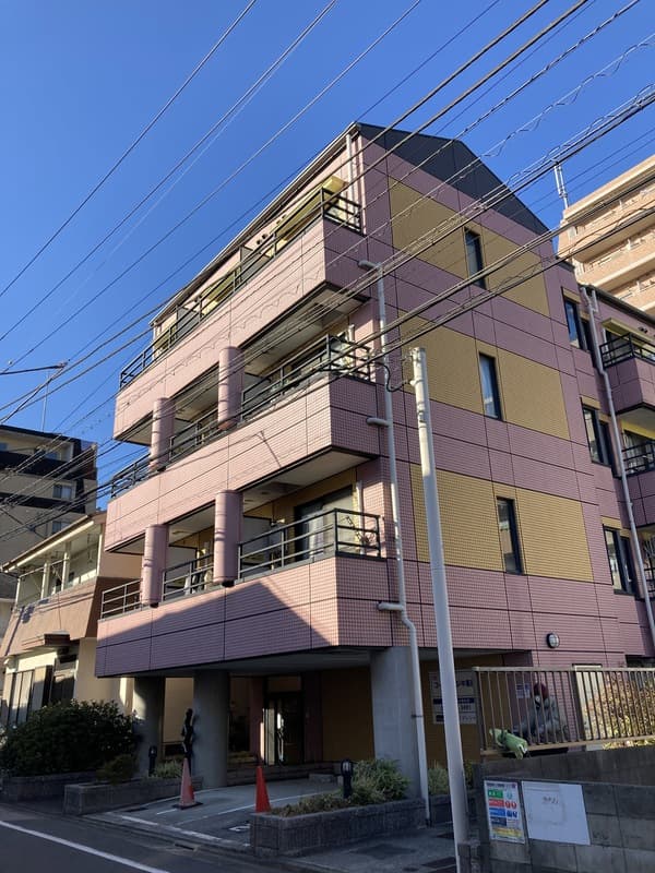 Main Image