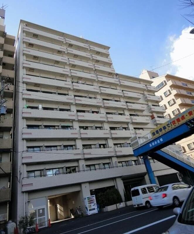 Main Image