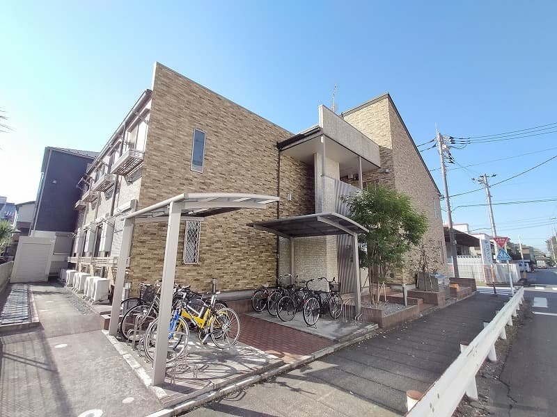 Main Image
