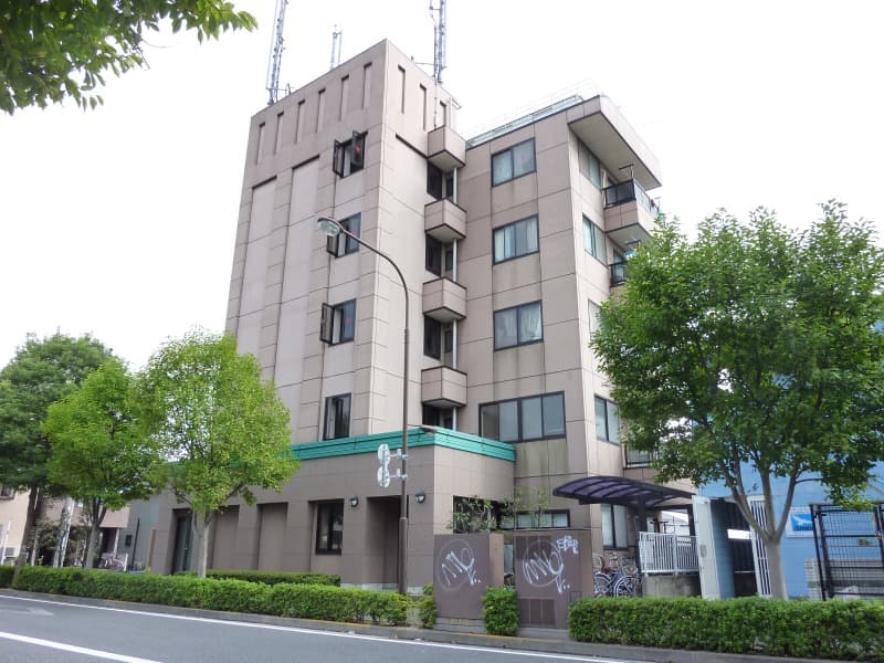 Main Image