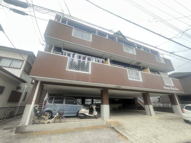 Main Image