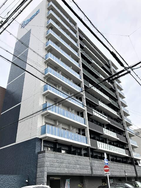 Main Image