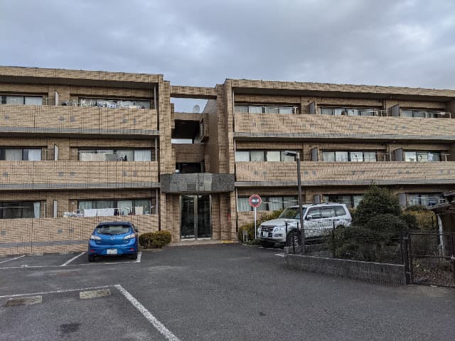 Main Image