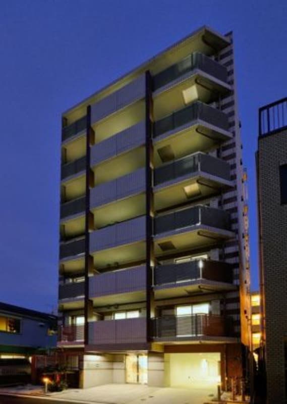 Main Image