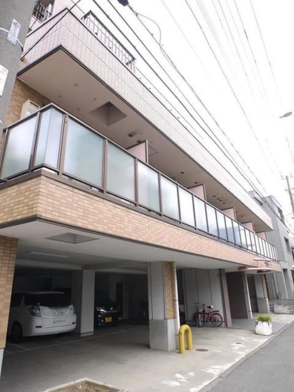 Main Image