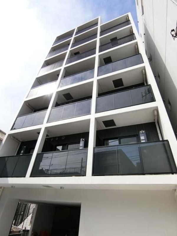 Main Image