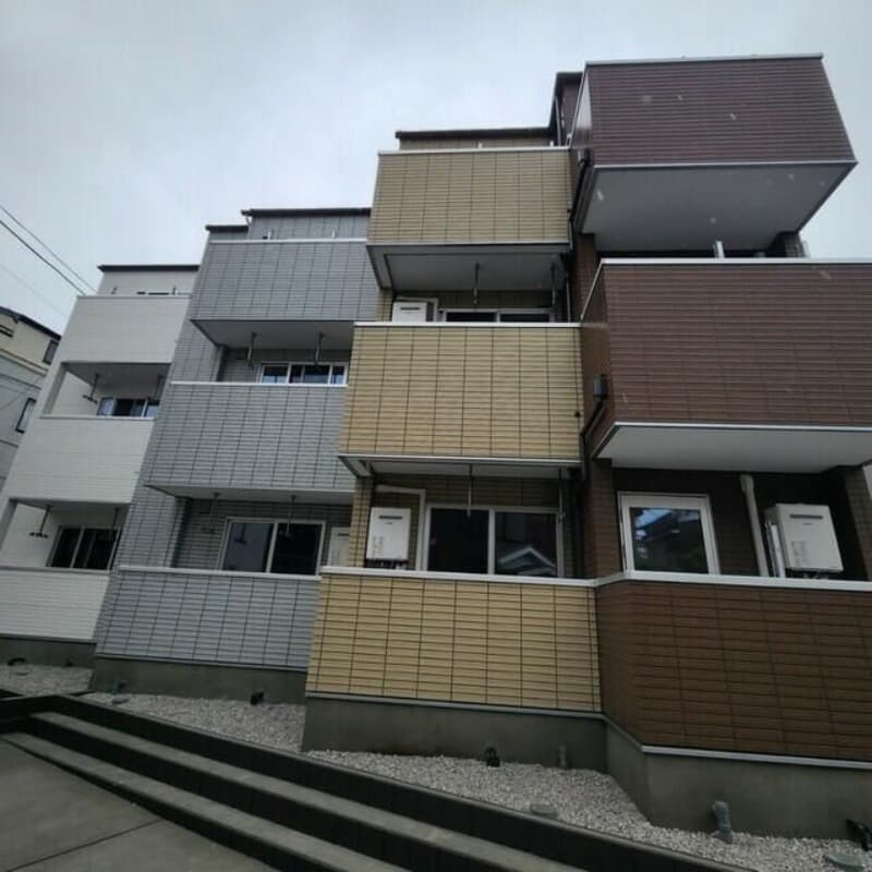 Main Image
