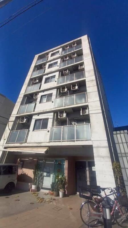 Main Image
