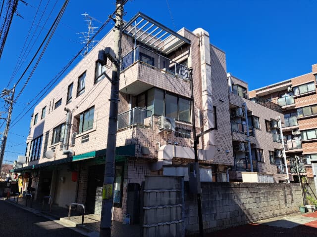 Main Image