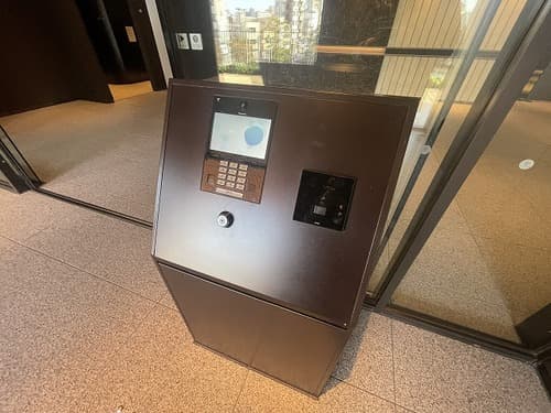 Preview interior of Proud Tower Hirai