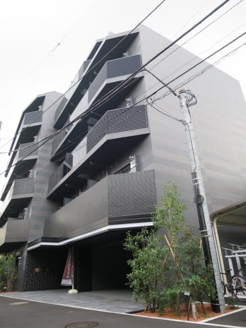 Main Image