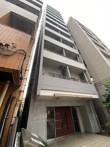 Main Image