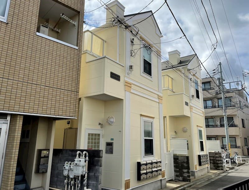 Main Image