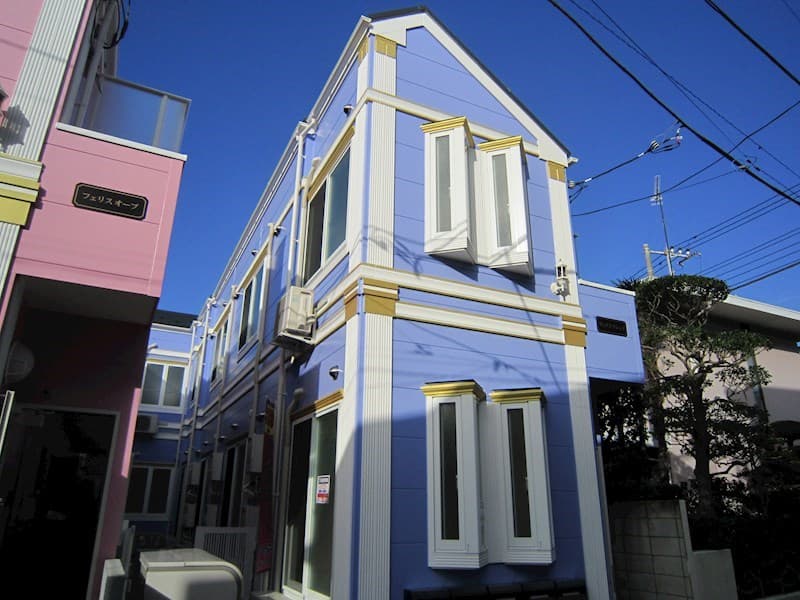 Main Image