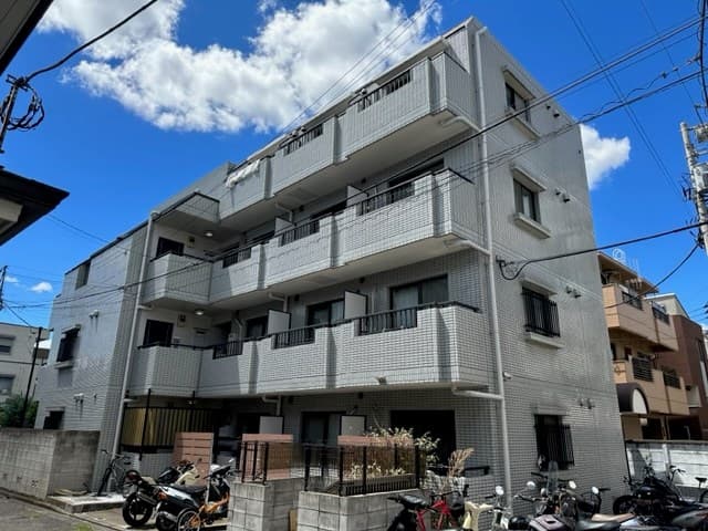 Main Image