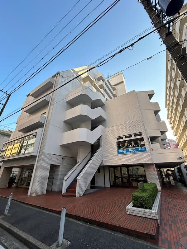 Main Image