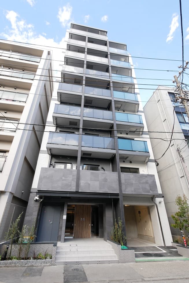 Main Image