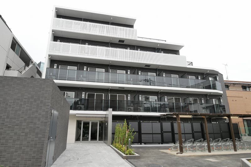 Main Image