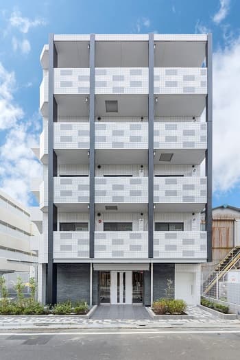 Main Image
