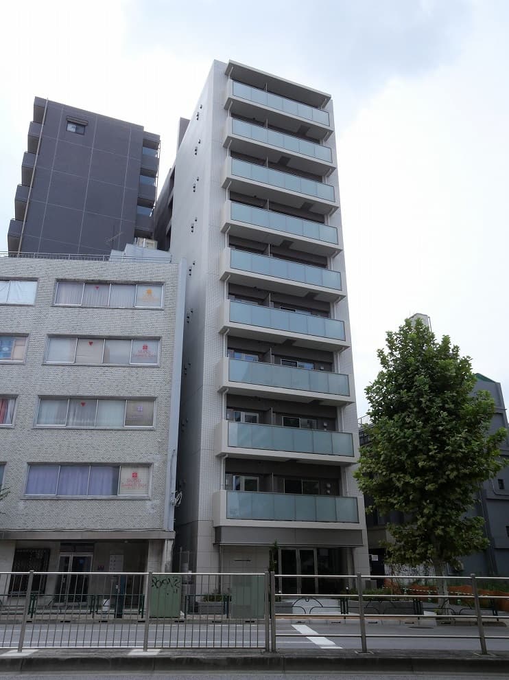 Main Image