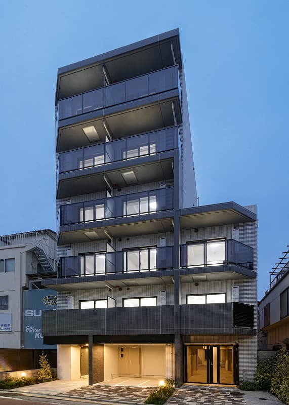 Main Image