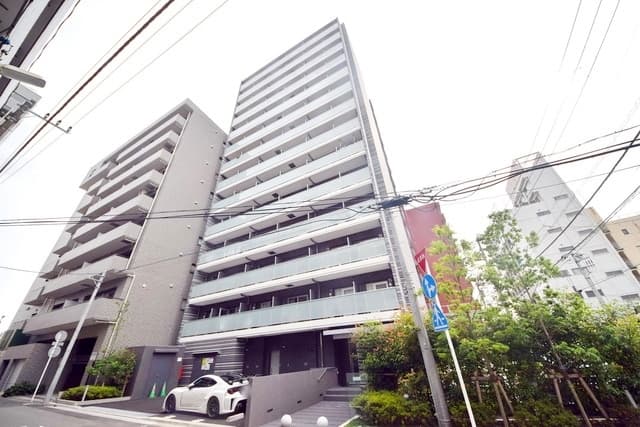 Main Image
