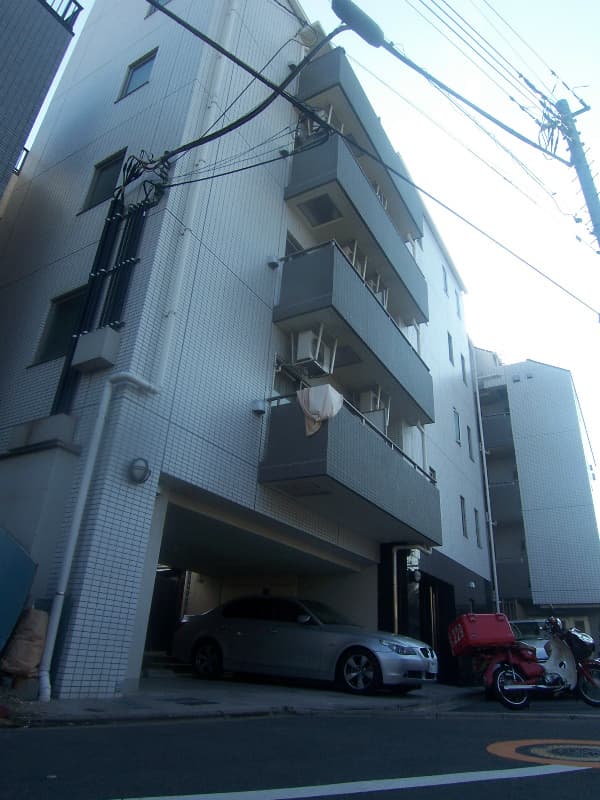 Main Image