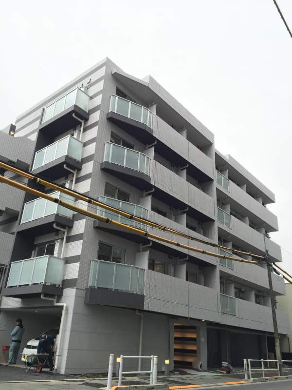 Main Image