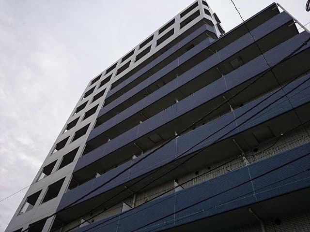 Main Image
