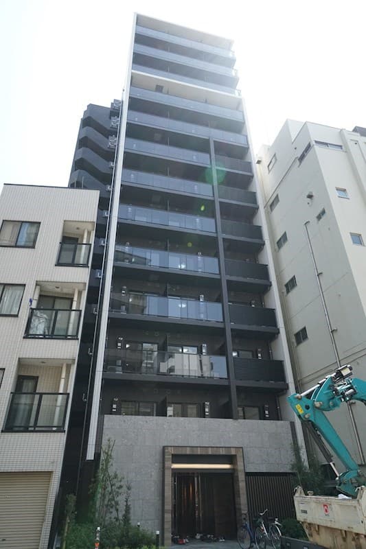 Main Image
