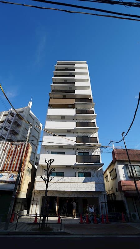 Main Image