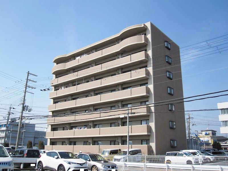 Main exterior of premeal 28